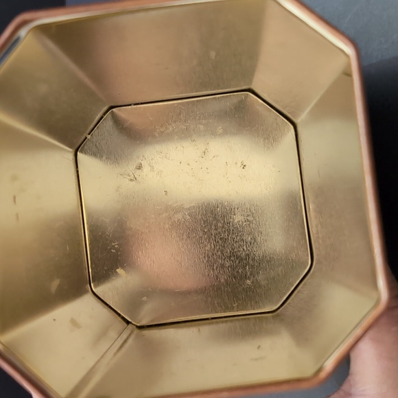 Vintage American Biscuit Tin,Brown With Parrot Design . - Picture 7 of 10